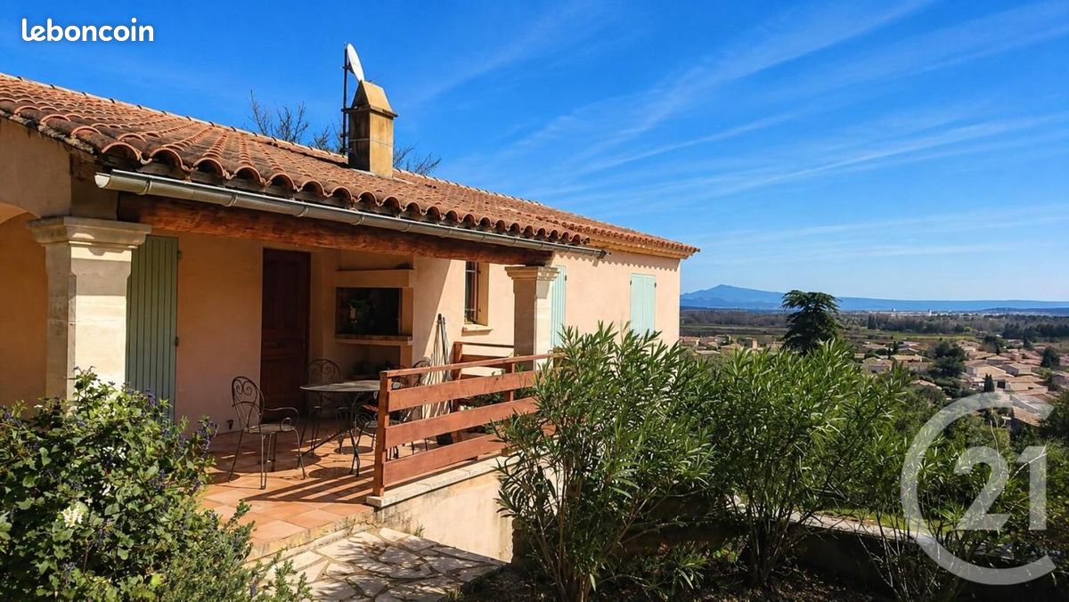 Maison 4 pièces 100 m² · à Laudun-l'Ardoise · 100 m² · 1 350 €/mois