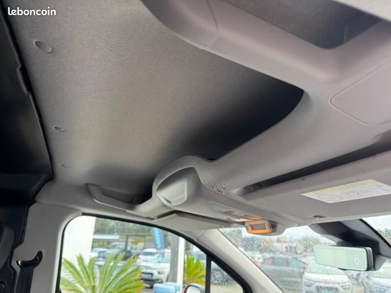 Citroen Berlingo Van XL 950kg BlueHDi 100 Pack Premium Connect / GPS / CAMERA / 3PL / 14908 HT (image 41)