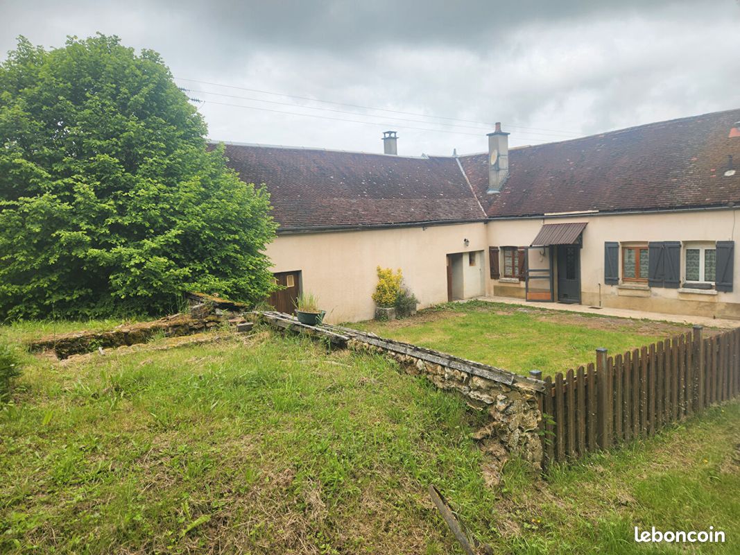 Maison 4 pièces 100 m² · à Nogent-en-Othe · 100 m² · 110 000 €