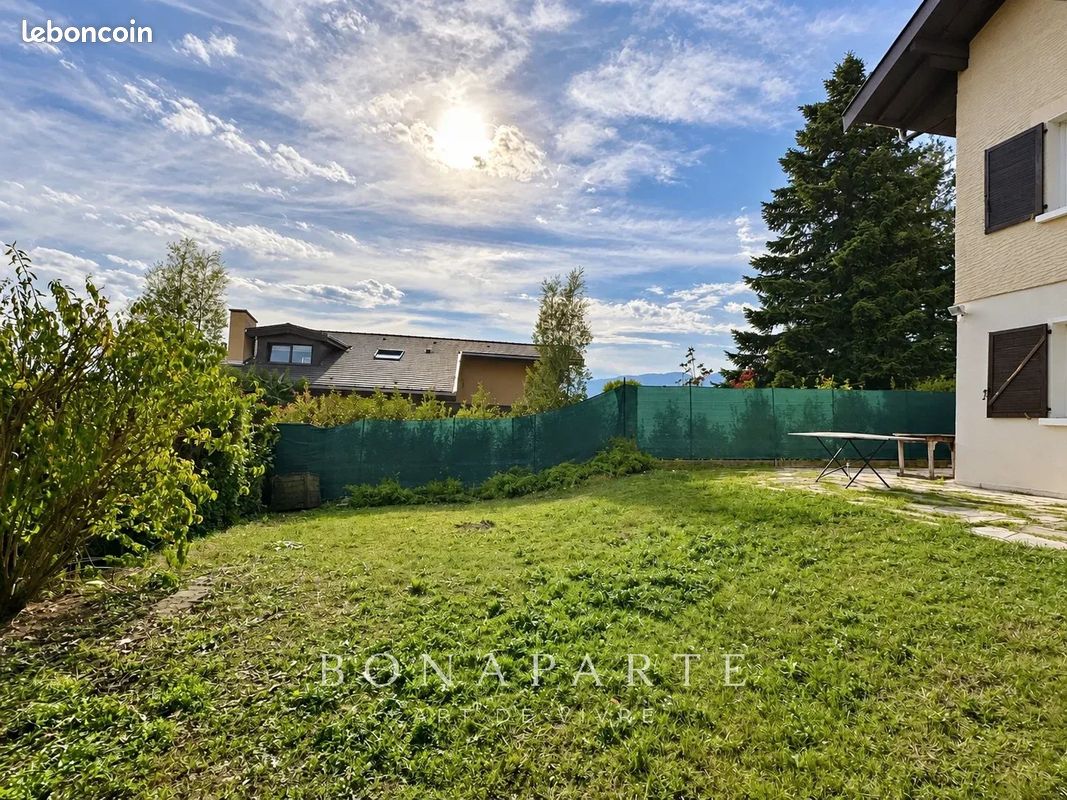 Appartement 3 pièces 65 m² · à Sauverny · 65 m² · 350 000 €