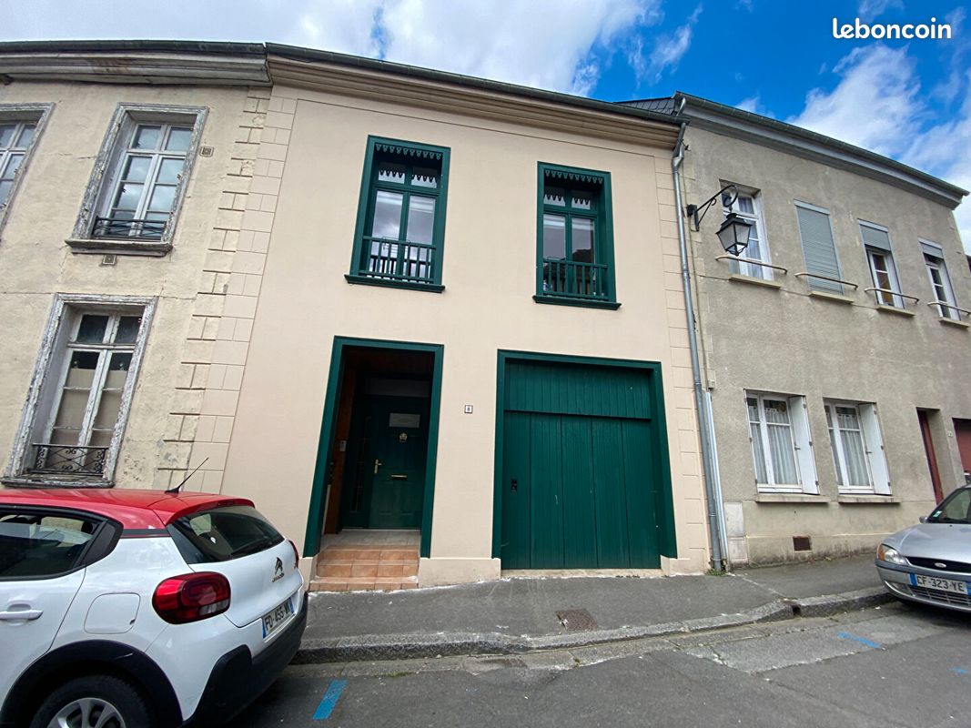 Maison 7 pièces 172 m² · à Saint-Méen-le-Grand · 172 m² · 261 415 €