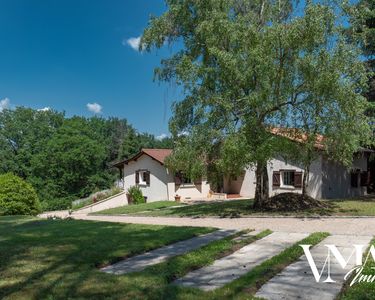 Maison 650 000 € - 245 m²