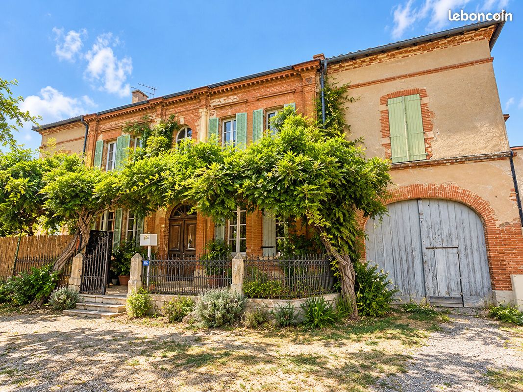 Immeuble 498 m² · à Bérat · 498 m² · 475 940 €
