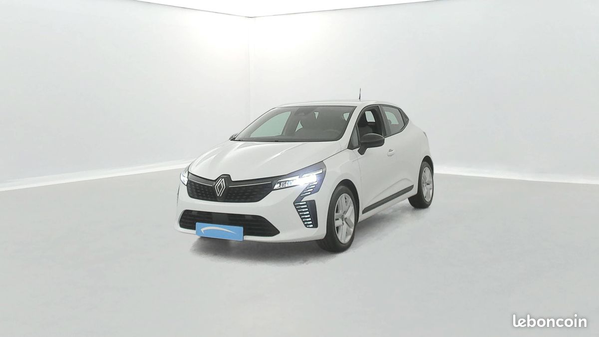 RENAULT Clio TCe 90 Evolution (image 1)