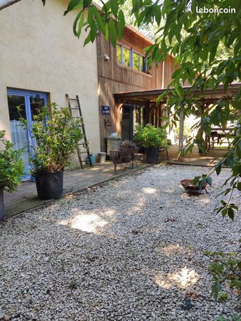 🏡 À 20 minutes d'Angoulême – Propriété de caractère de 400 m² avec piscine et 2,6 hectares de terrain