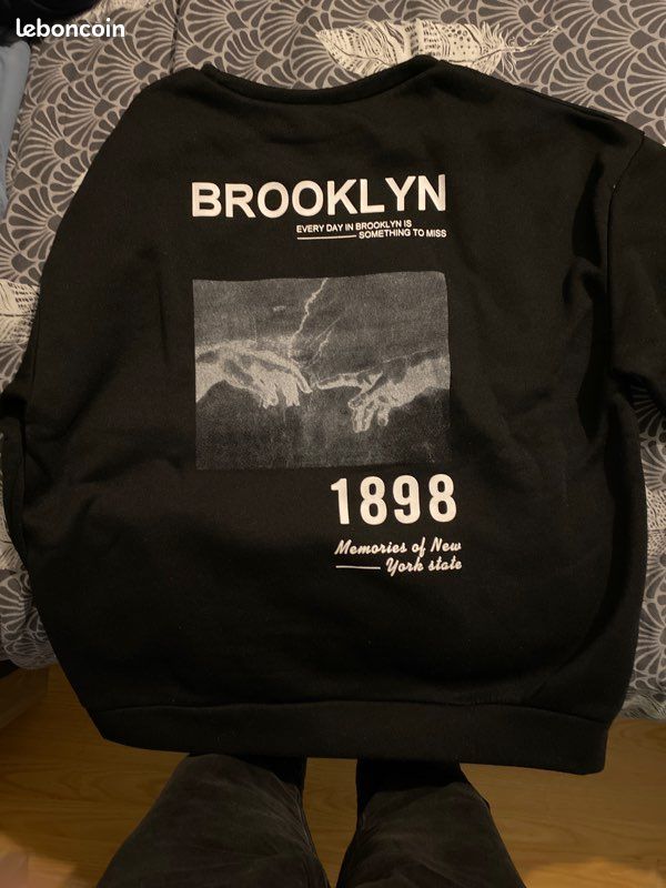 Pull noir Shein M (image 4)