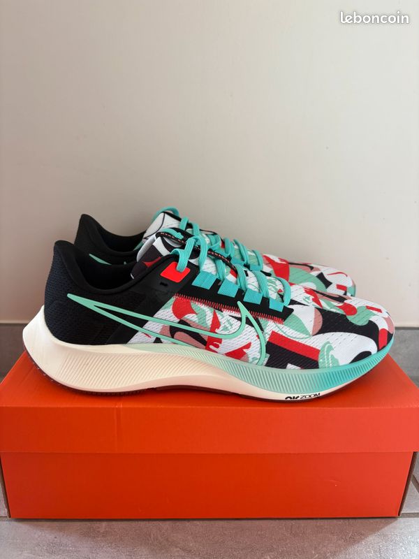 Nike air zoom pegasus 38 model JO Tokyo (image 1)