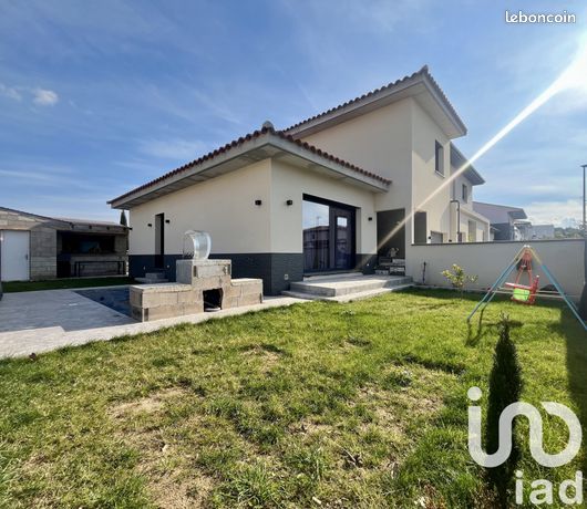 Villa 4 pièces 109 m²