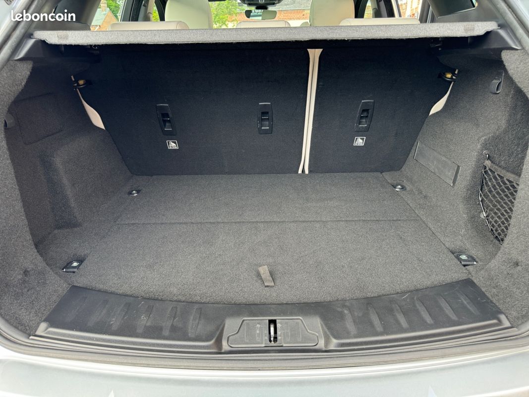 JAGUAR E-PACE D180 AWD R-DYNAMIC S BVA8 180Ch Toit panoramique Garantie 12 mois (image 21)