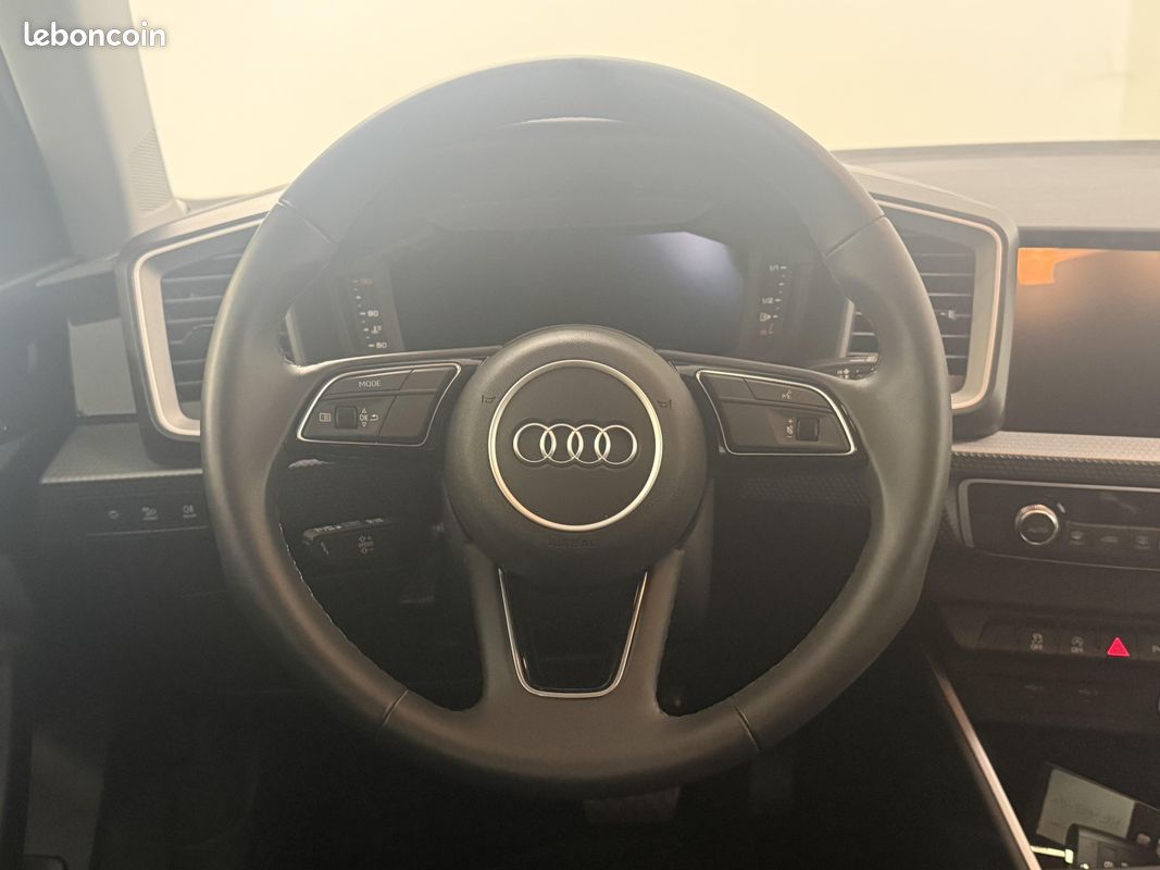 AUDI A1 Sportback 25 TFSI 95 ch S tronic 7 Design (image 16)