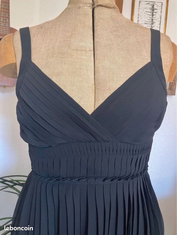 Robe noire à plis Les Petites (image 1)