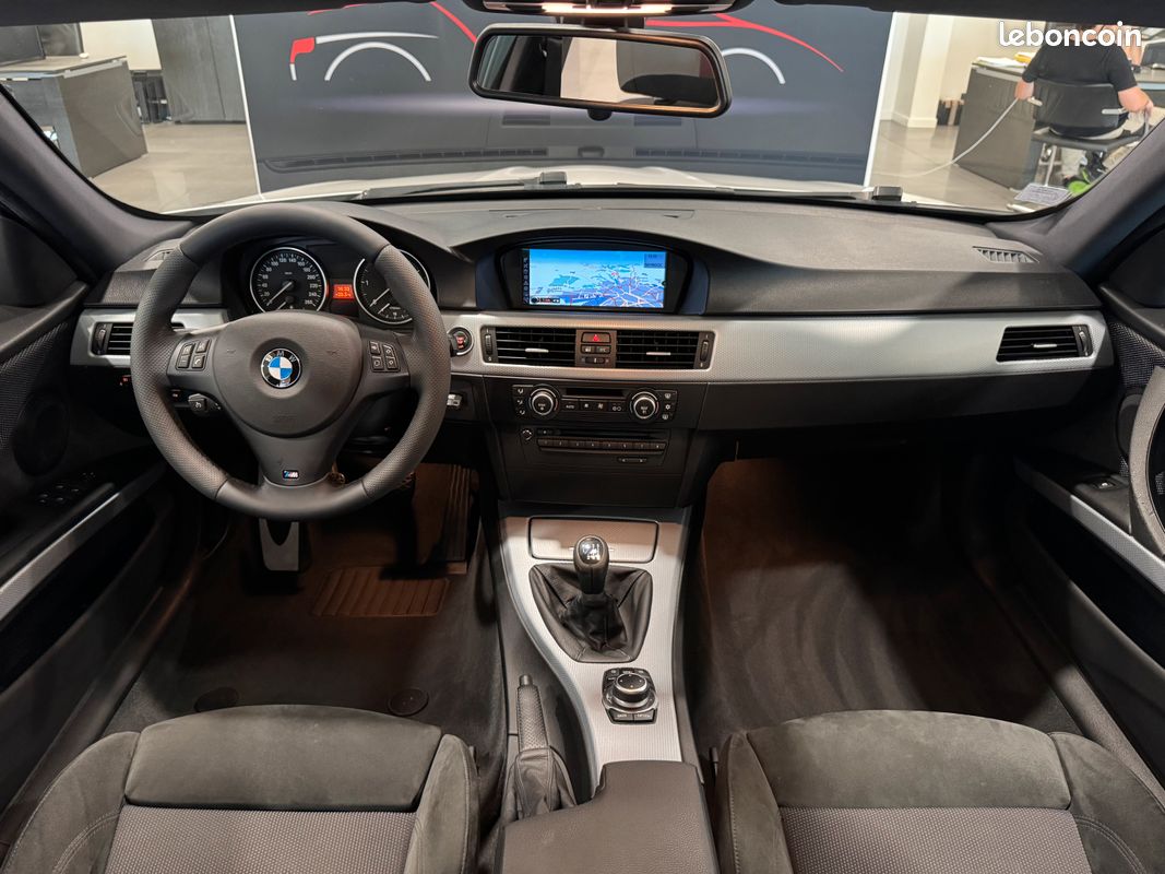 BMW 325d E90 LCI 197ch Sport Design BVM6 (image 5)