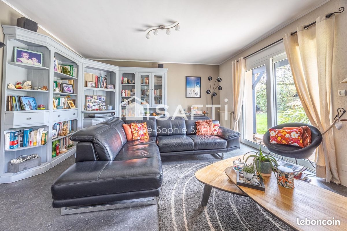Maison 5 pièces 150 m² · à Chauray · 150 m² · 399 900 €