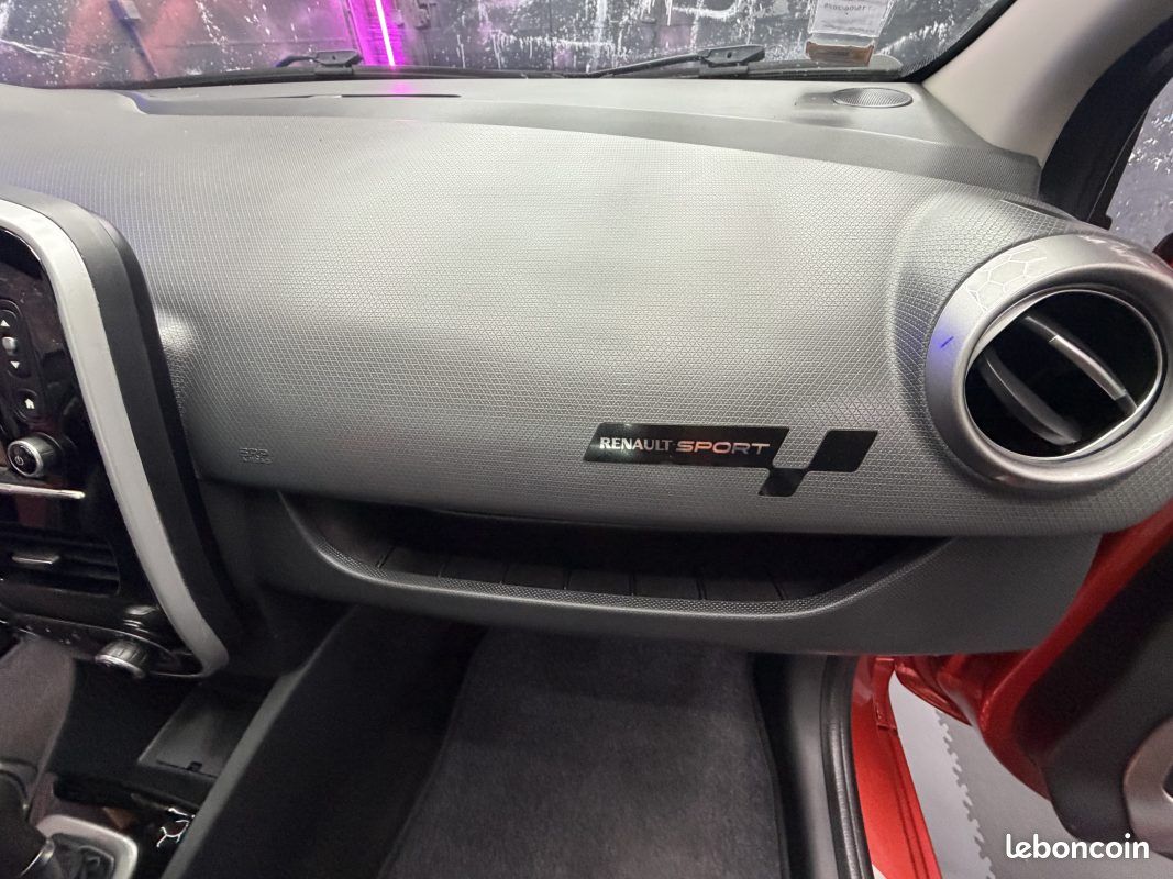 Renault clio iv re88036 2015 (image 22)