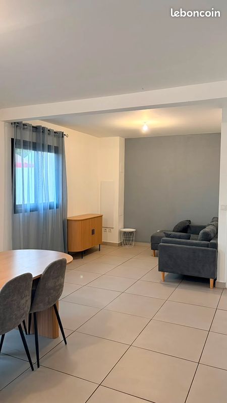 Maison 4 pièces 80 m² · à Saint-Louis · 80 m² · 1 080 €/mois