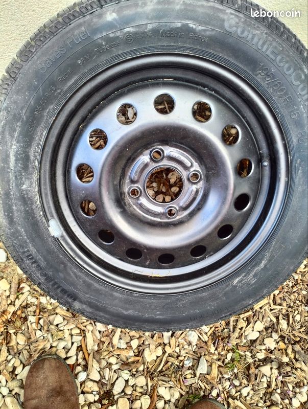 Pneu 185/60R14 82h + jante (image 2)