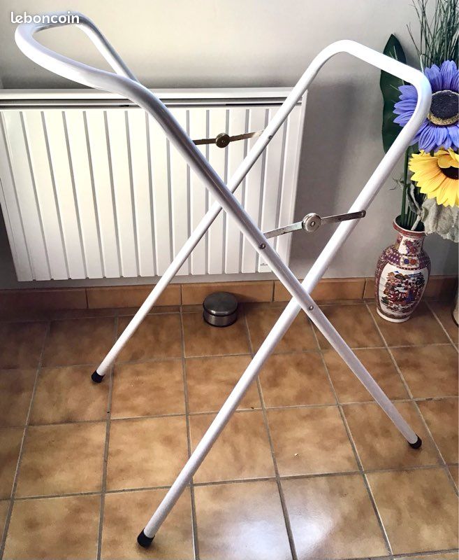 Support de baignoire bébé marque dBb Remond (image 1)