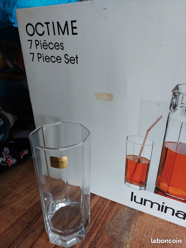 Jolie grande Carafe 2 litres et 6 verres assortis (image 2)