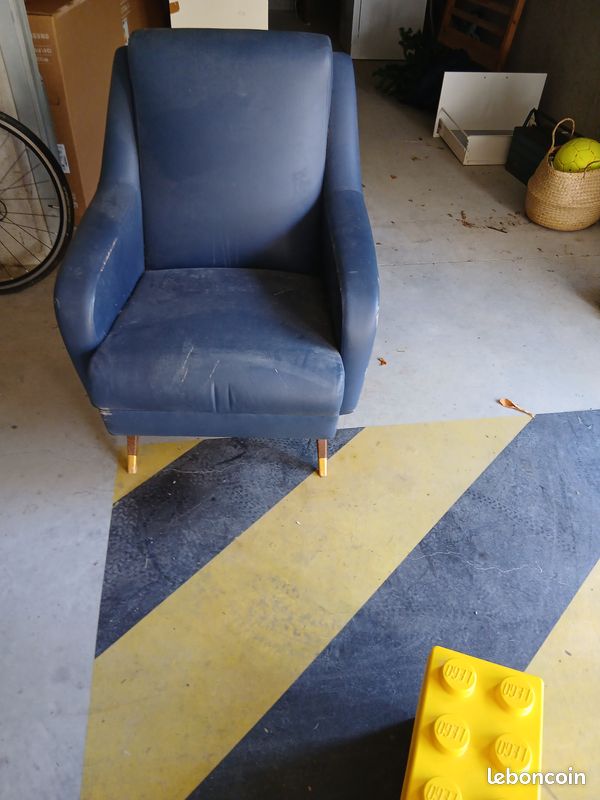 Fauteuil Vintage en simili cuir (image 4)