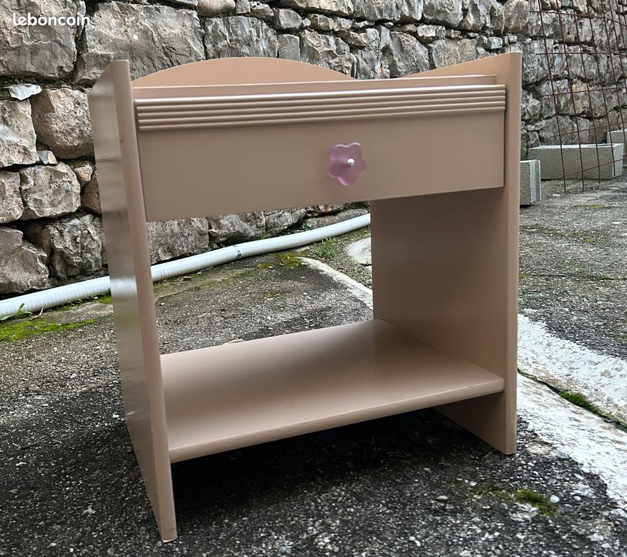 Table de chevet (image 2)