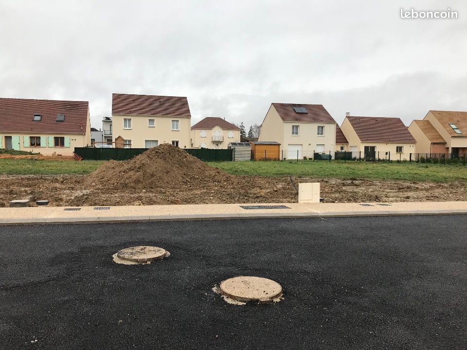 Terrain 300 m² Serris · 220 000 €