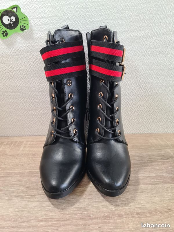 Bottines Simili cuir JustFab Noir et Rouge Chaussures