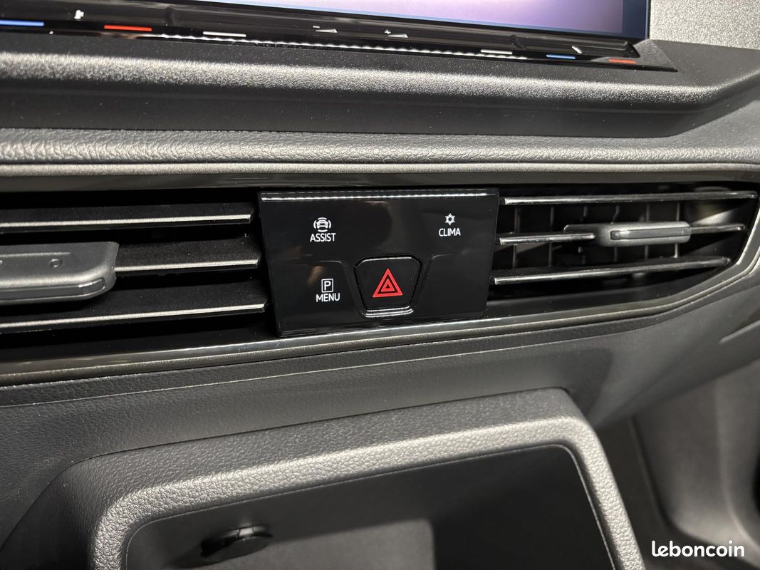 VOLKSWAGEN CADDY V 2.0 TDi 122 DSG7 (image 17)