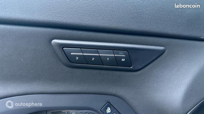 Jaguar E-Pace P200 FlexFuel MHEV 200ch R-Dynamic SE (image 33)