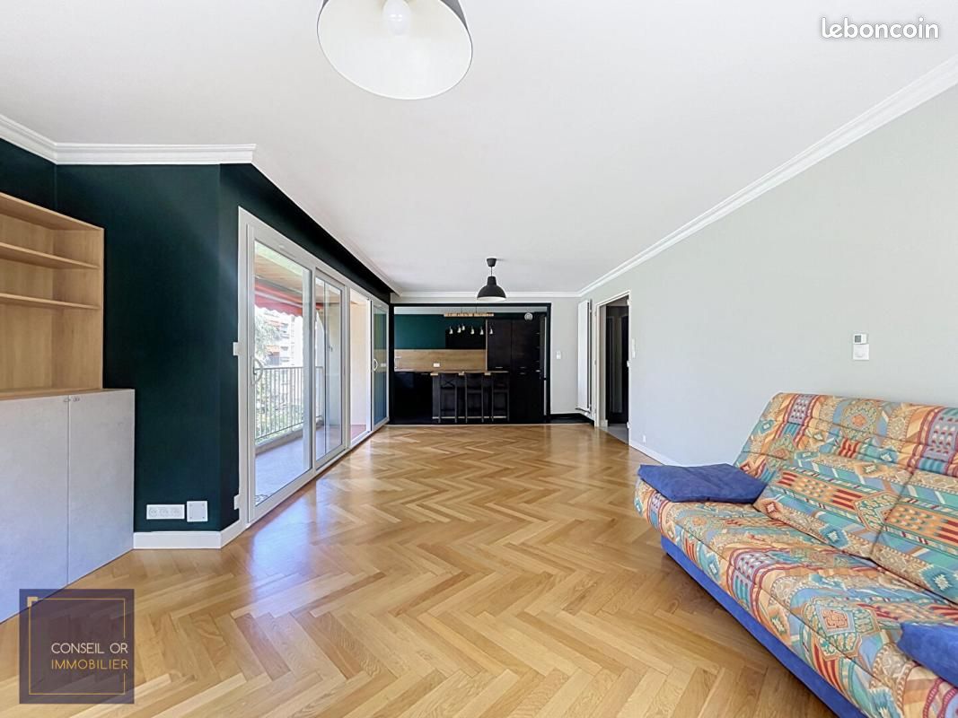 Appartement 3 pièces 94 m² · à Oullins-Pierre-Bénite · 94 m² · 1 300 €/mois