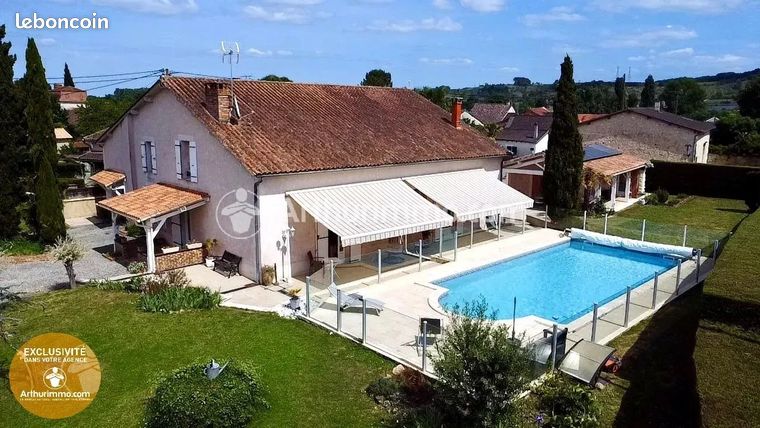 Propriété 6 pièces 206 m²