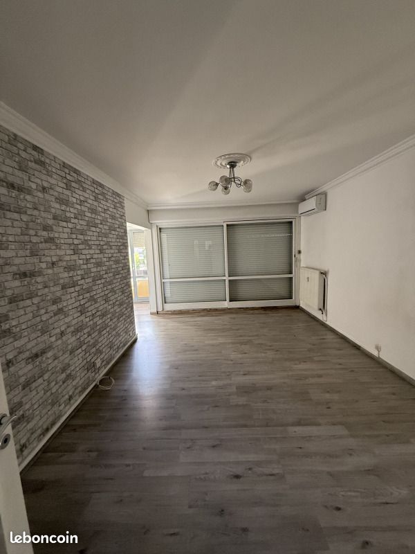 Appartement 3 pièces 76 m² · à Fréjus · 76 m² · 940 €/mois