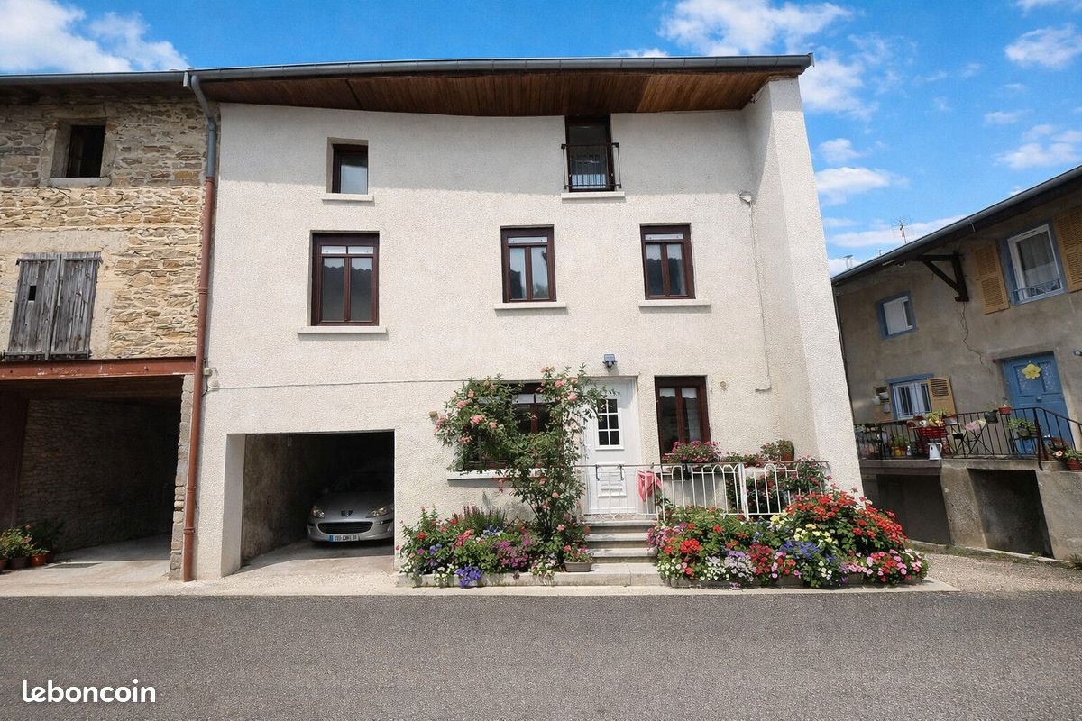 Maison 5 pièces 130 m² · à Ambérieu-en-Bugey · 130 m² · 220 000 €