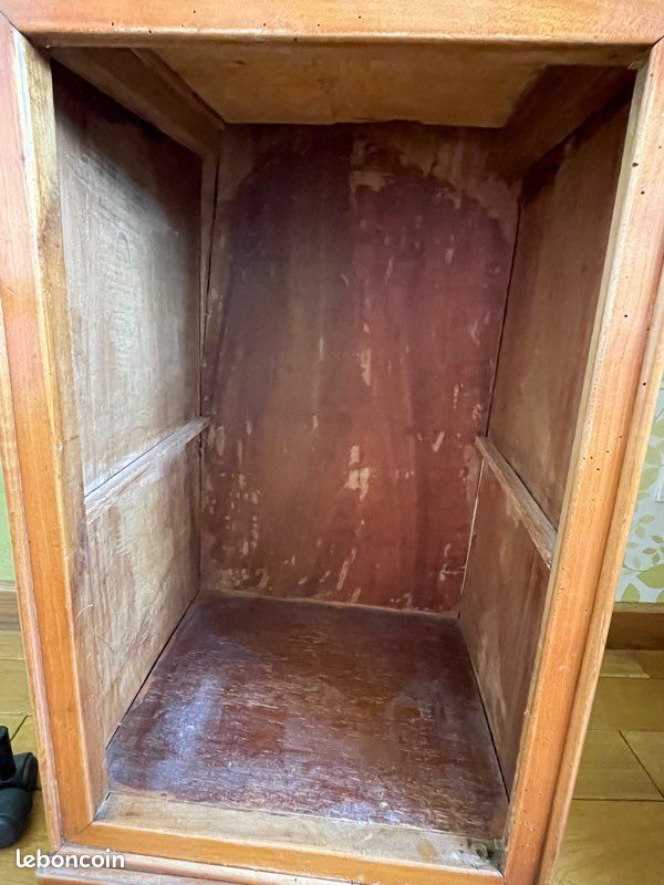 Table de nuit (image 2)