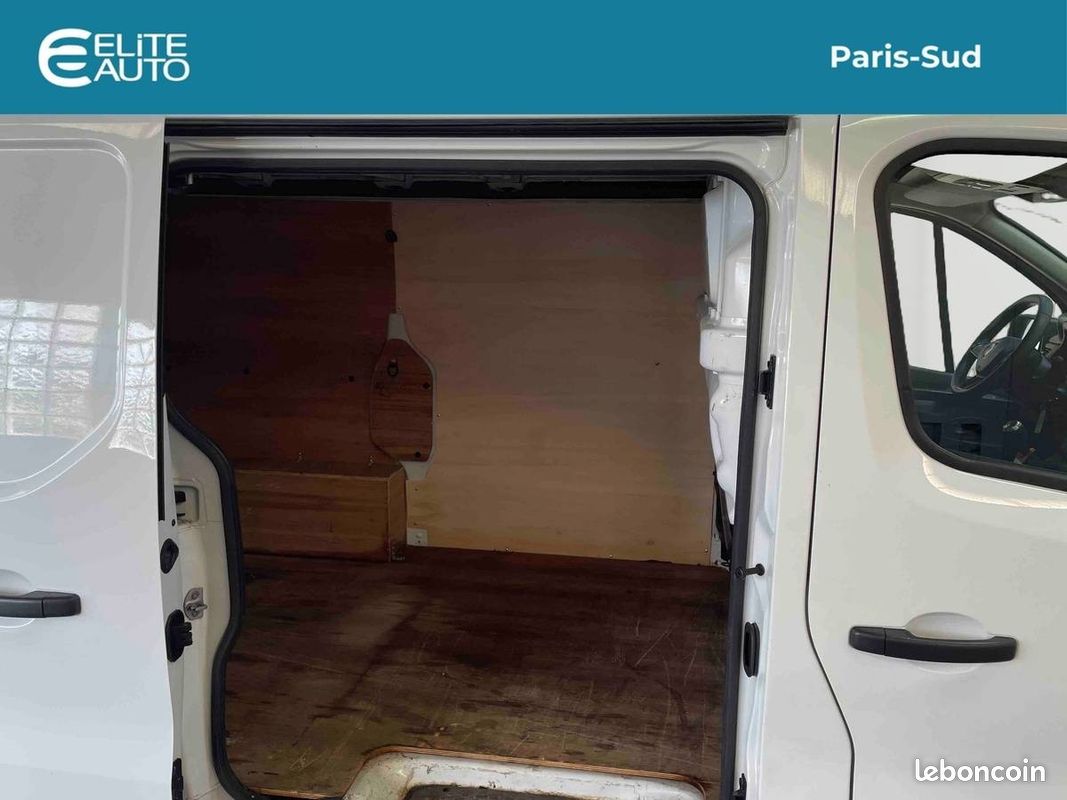 Renault trafic fgn l1h1 2800 kg blue dci 110 confort (image 12)