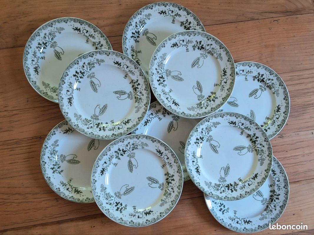 Assiettes terre de fer St Amand & Hamage ”Mdern Style" (12 euros l’unité) (image 1)
