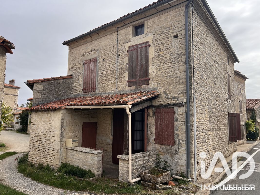 Maison 4 pièces 85 m² · à Ébréon · 85 m² · 25 000 €