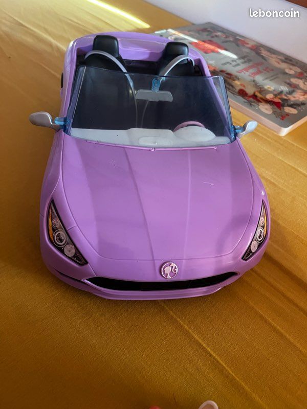 Voiture barbie (image 1)