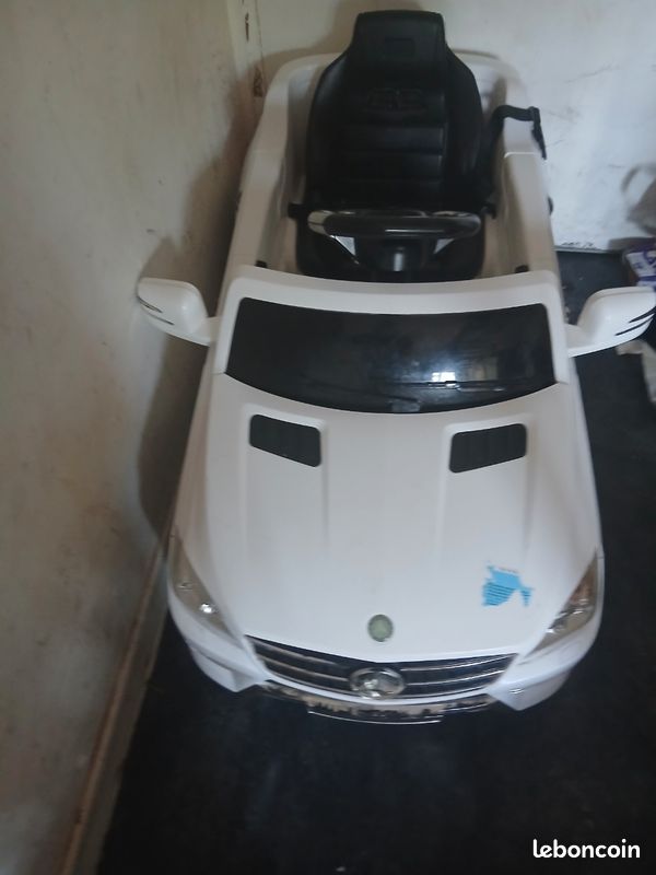 Voiture mercedess znfa (image 1)