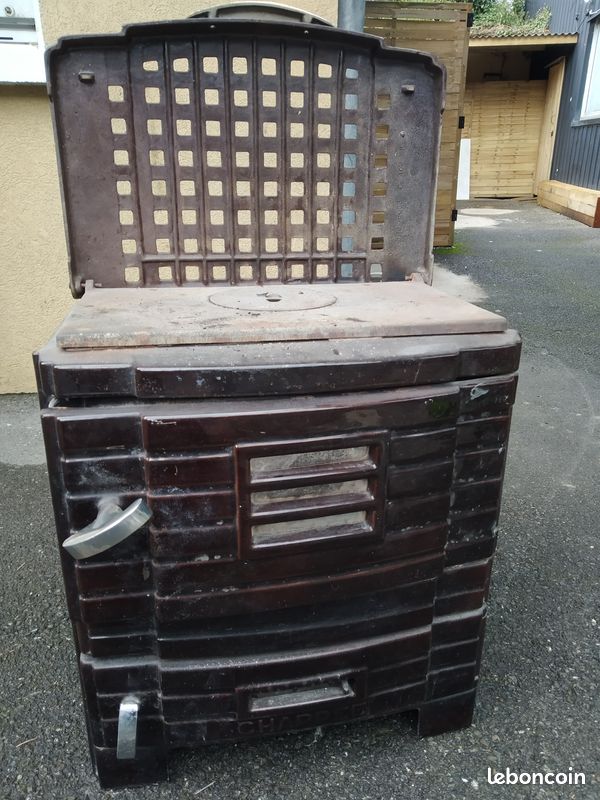 Poêle a bois vintage CHAPPEE (image 1)