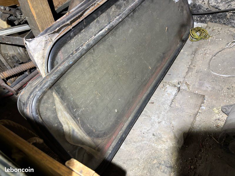 Lot de vitres Citroën 2 cv hy… (image 1)