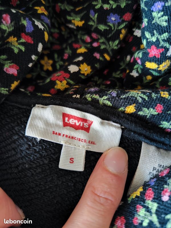 Sweat à capuche Levi's Vêtements