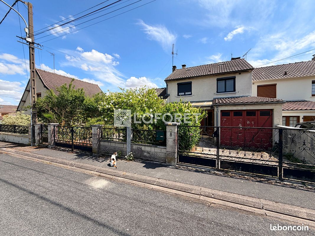 Maison 6 pièces 124 m² · à Compertrix · 124 m² · 183 500 €