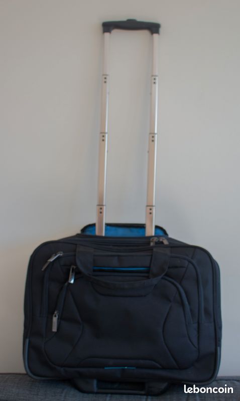 Sacoche valisette souple à 2 roues marque: Américan tourister (image 1)