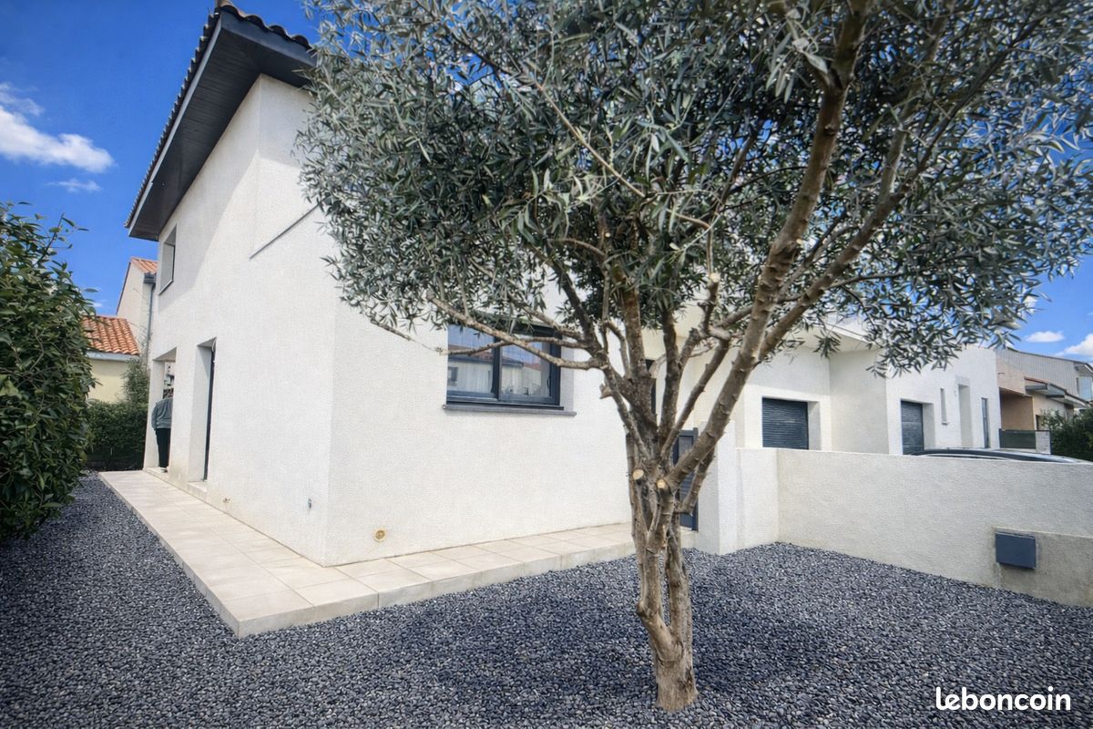Maison 6 pièces 134 m² · à Canohès · 134 m² · 339 000 €