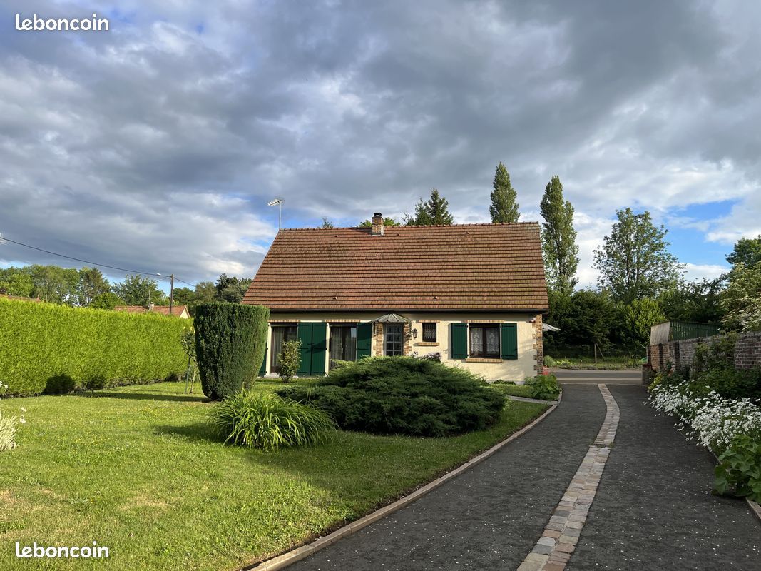 Maison 5 pièces 125 m² · à Grandvilliers · 125 m² · 88 000 €