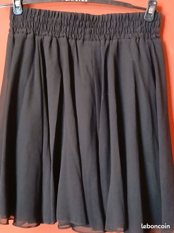 Lot De 12 Jupes Vero Moda Neuves Avec étiquettes - Tailles XS à XL, Couleurs Neutres