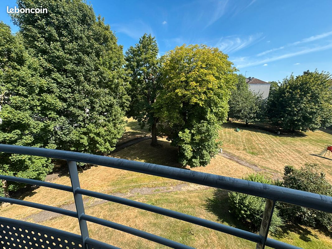 Appartement 4 pièces 64 m² · à Bonsecours · 64 m² · 90 000 €