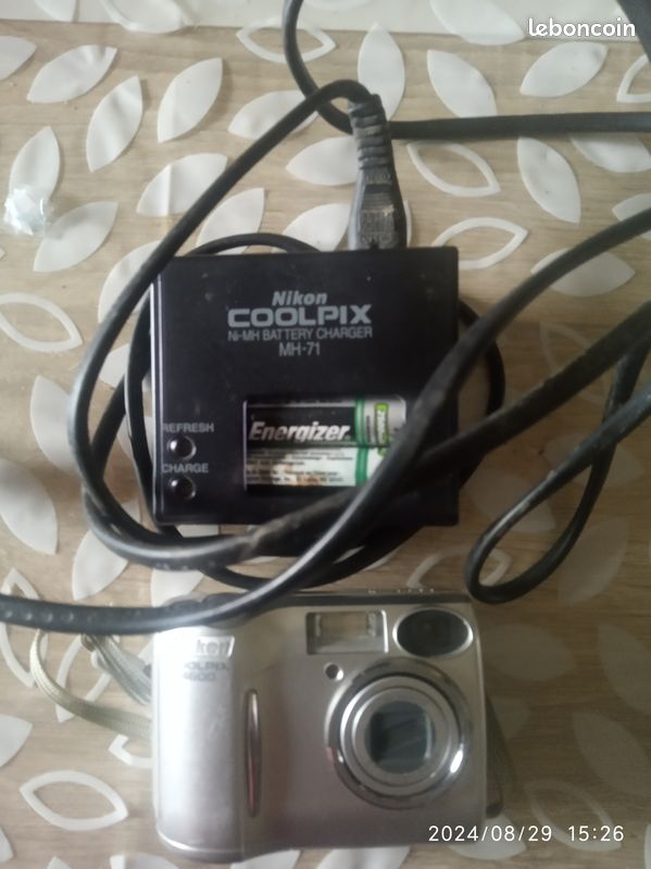 Appareil Photo Numérique Vintage Nikon Coolpix 4600 - 4 MP - Testé - Argenté