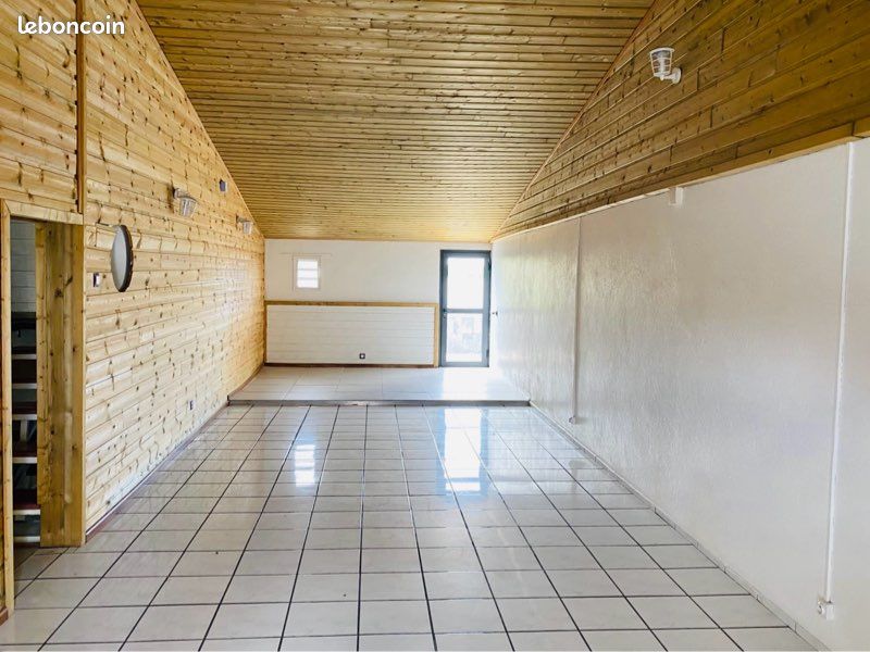 Appartement 3 pièces 120 m² · à Le Tampon · 120 m² · 820 €/mois