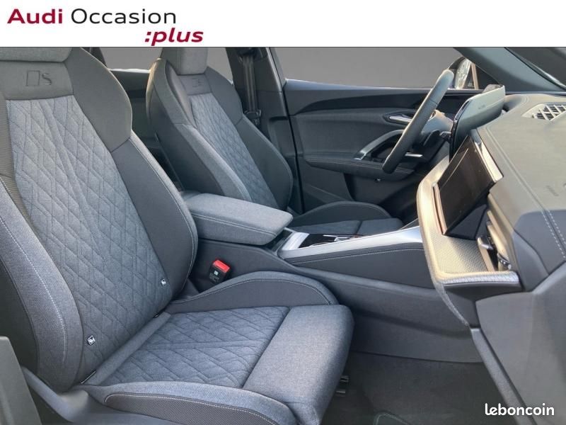 Audi Q5 2.0 e-hybrid 299ch S line quattro S tronic 7 (image 14)